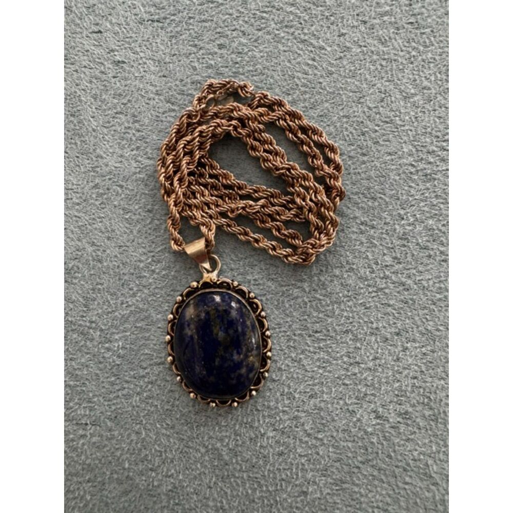 Sterling Silver rope chain and Lapis cabochon sterling pendant, marked 925.